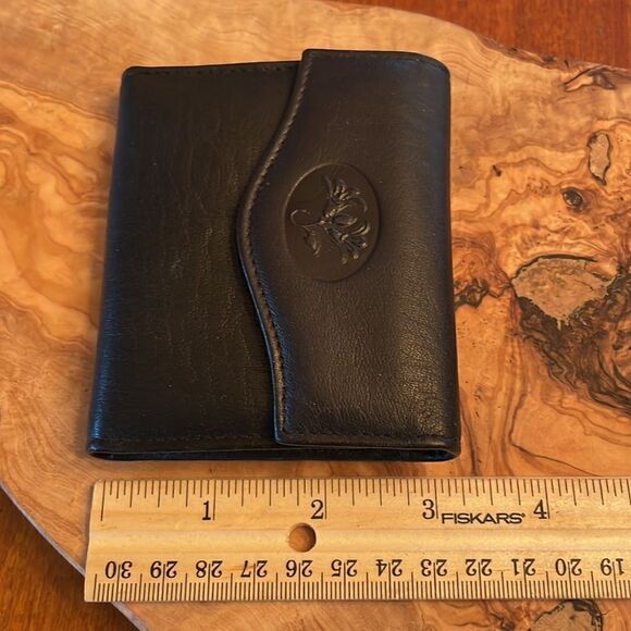 NEW. Buxton Small Leather Wallet - Picture 8 of 8